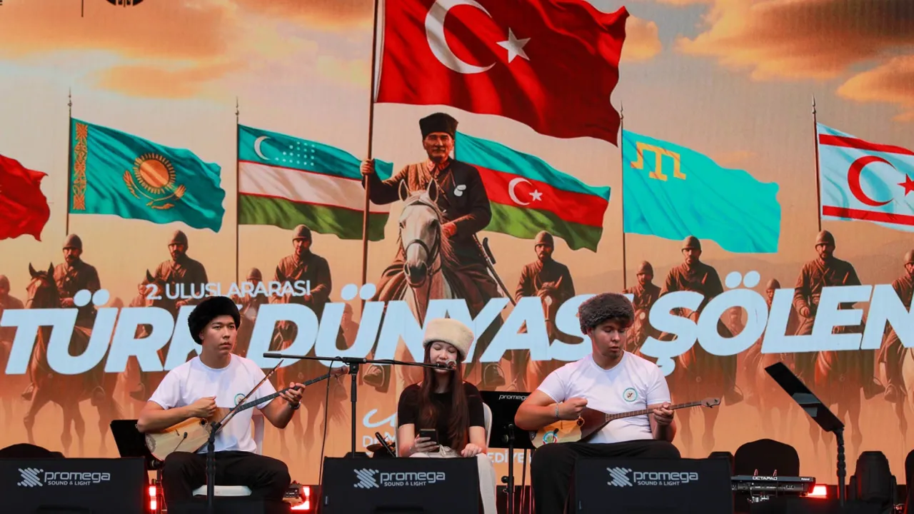Ankara Keçiören’de Türk Dünyası Şöleni’nde muhteşem final
