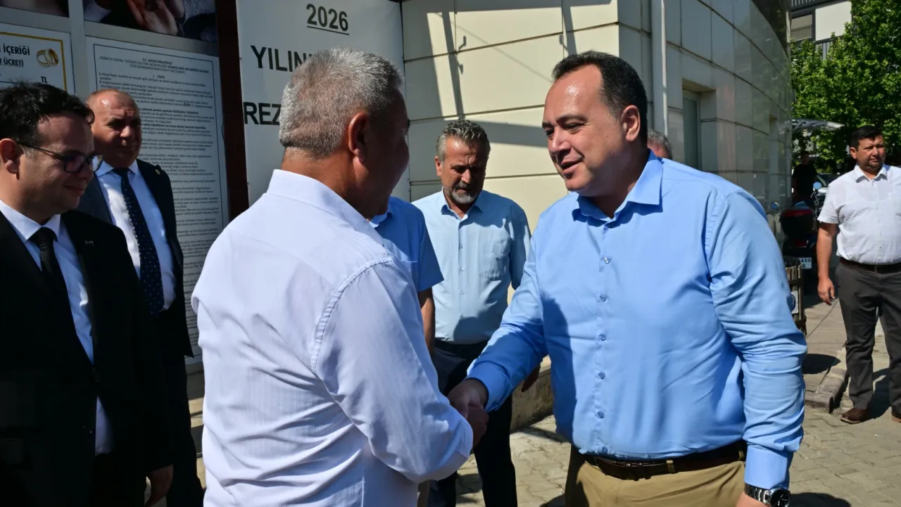 Başkan Dutlulu Salihli’de muhtarlarla buluştu