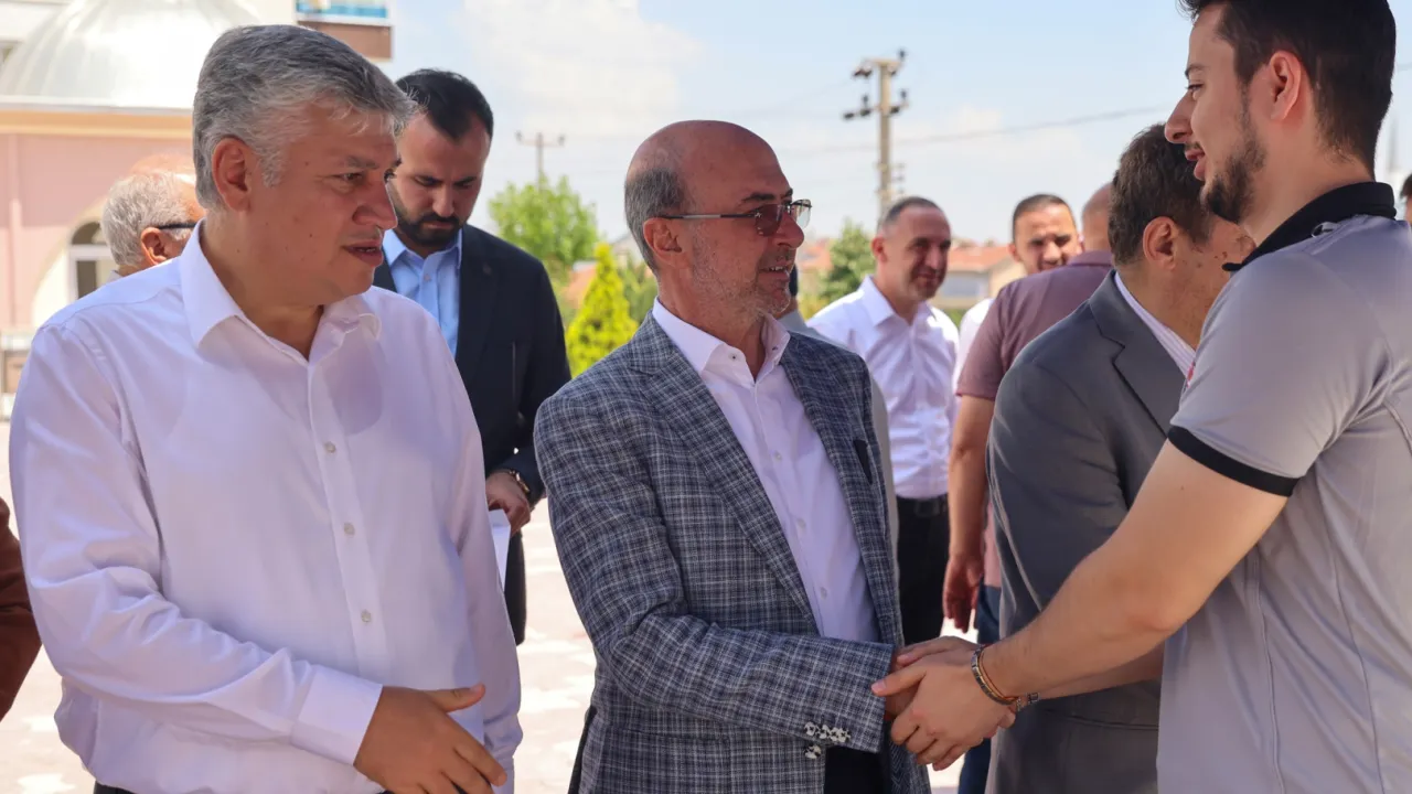 Başkan Pekyatırmacı Hanaybaşı’nda vatandaşlarla buluştu