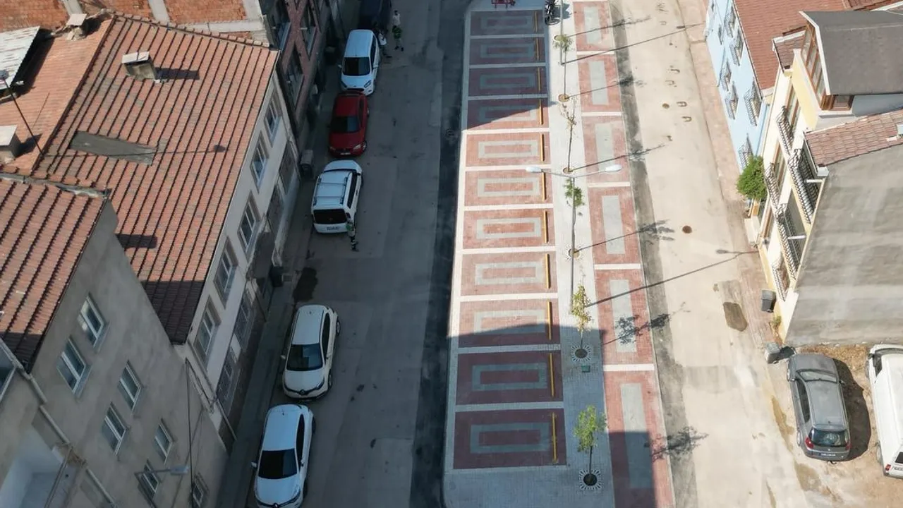 Bursa İnegöl'de ücretsiz otopark ve çocuk oyun alanlarına yatırım atağı