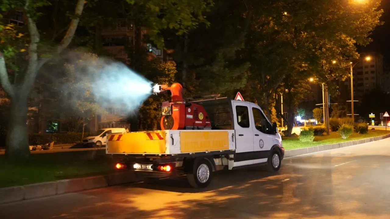 Eskişehir Büyükşehir'den haşerelerle yoğun mücadele