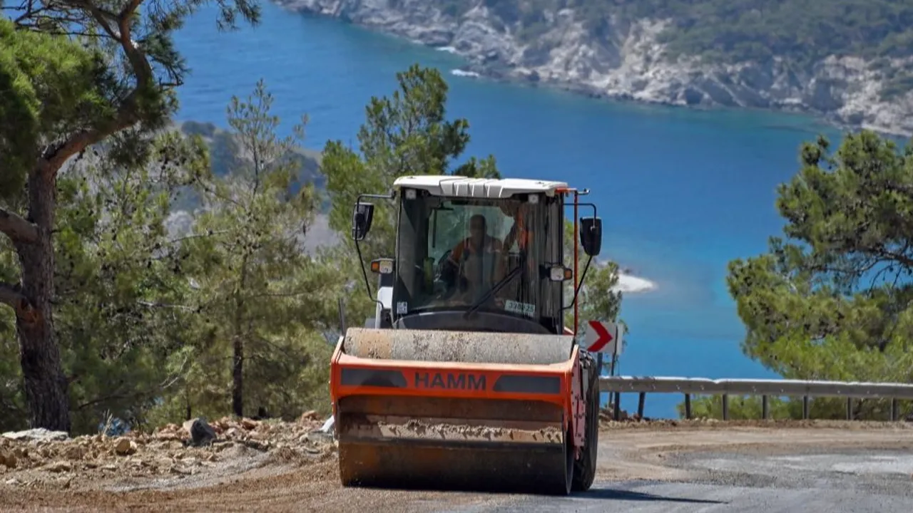 Mersin Büyükşehir’den Yeşilovacık yoluna konforlu dokunuş