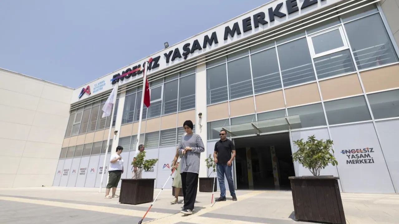 Mersin’de görme engellilere bağımsız yaşam eğitimi desteği