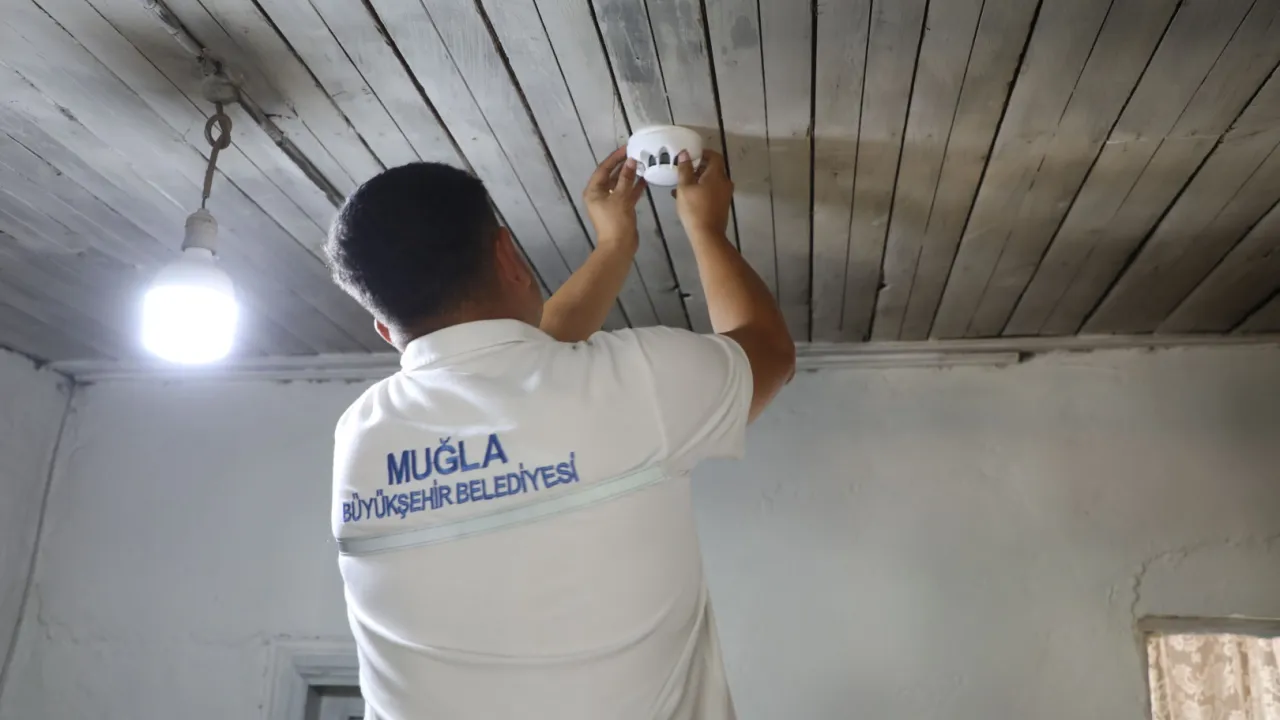 Muğla kırsalında duman dedektörleri yaygınlaşıyor