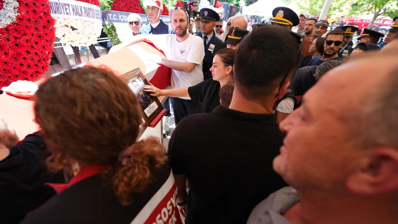 Şehit astsubay Akhisar’da son yolculuğuna uğurlandı