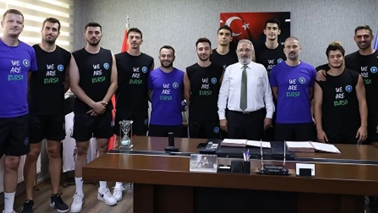 Bursa Büyükşehir Belediyespor Erkek Voleybol Takımı’nda imzalar tamam