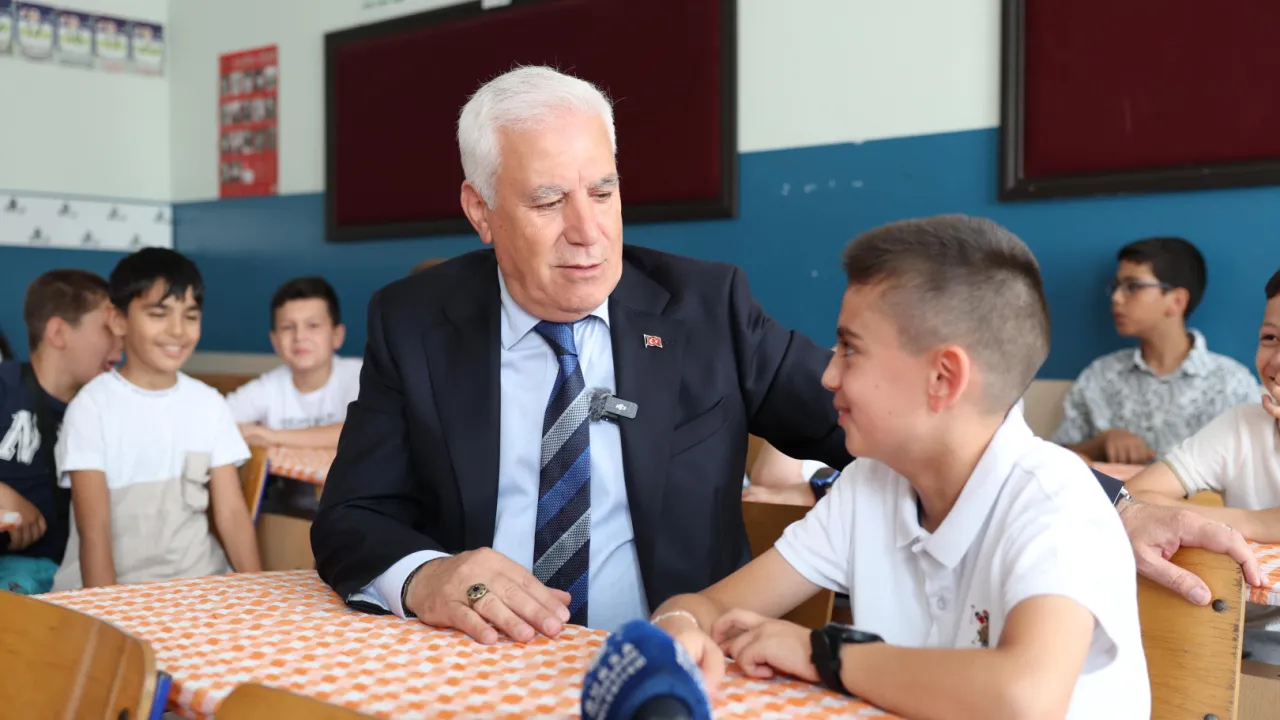 Bursa Büyükşehir'den öğrencilere 'okula başlama' desteği