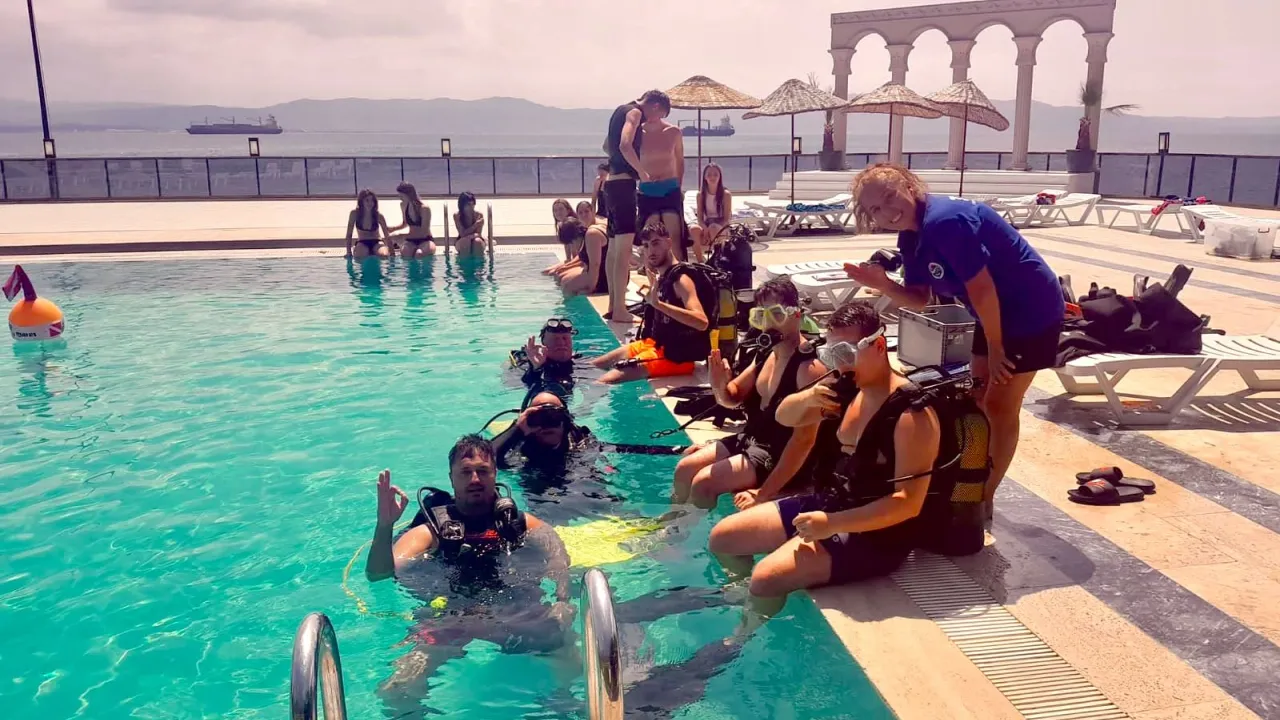 Bursa Gemlik'teki yaz kampı sportif etkinliklerle dolu