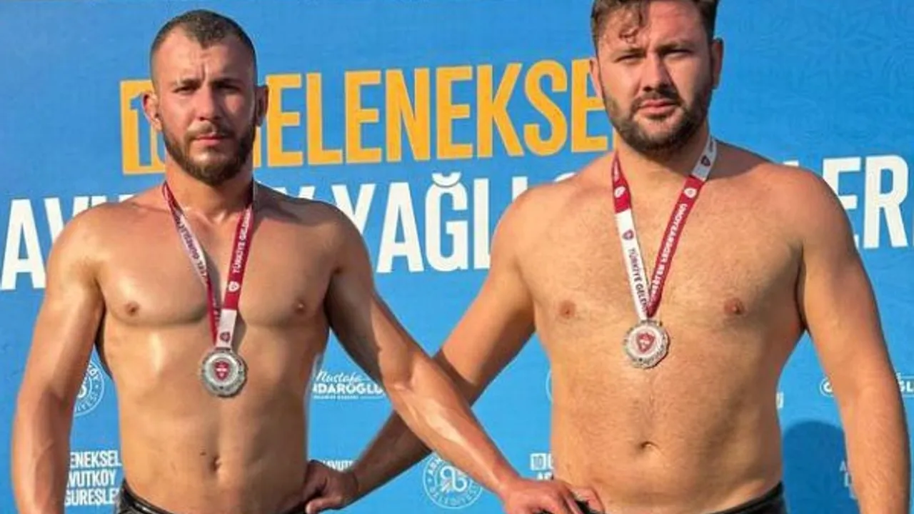 Sakaryalı sporcular güreş ve bisiklette kürsüye damga vurdu