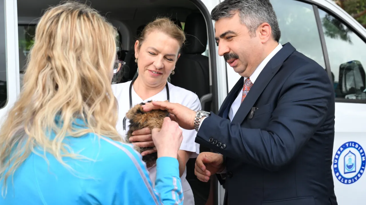 Yıldırım’da patili canlara mobil hizmet