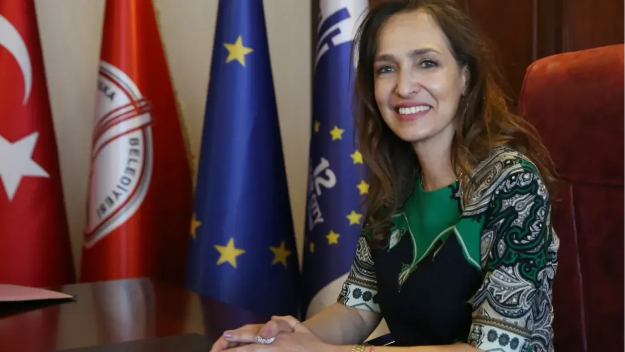 Batık belediye Karşıyaka... Başkan Ünsal: Borçları 15 yıl ödeyemem