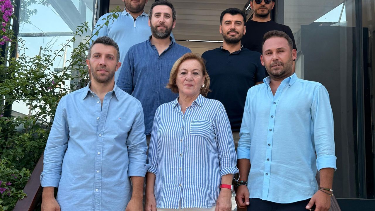 CHP Marmaris gençleri Özbozdağ'dan yana