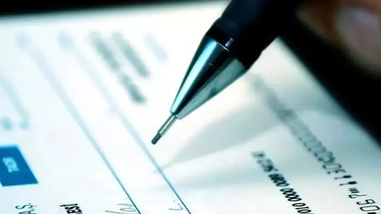 Elle yazılan senetlerin devri kapanıyor!