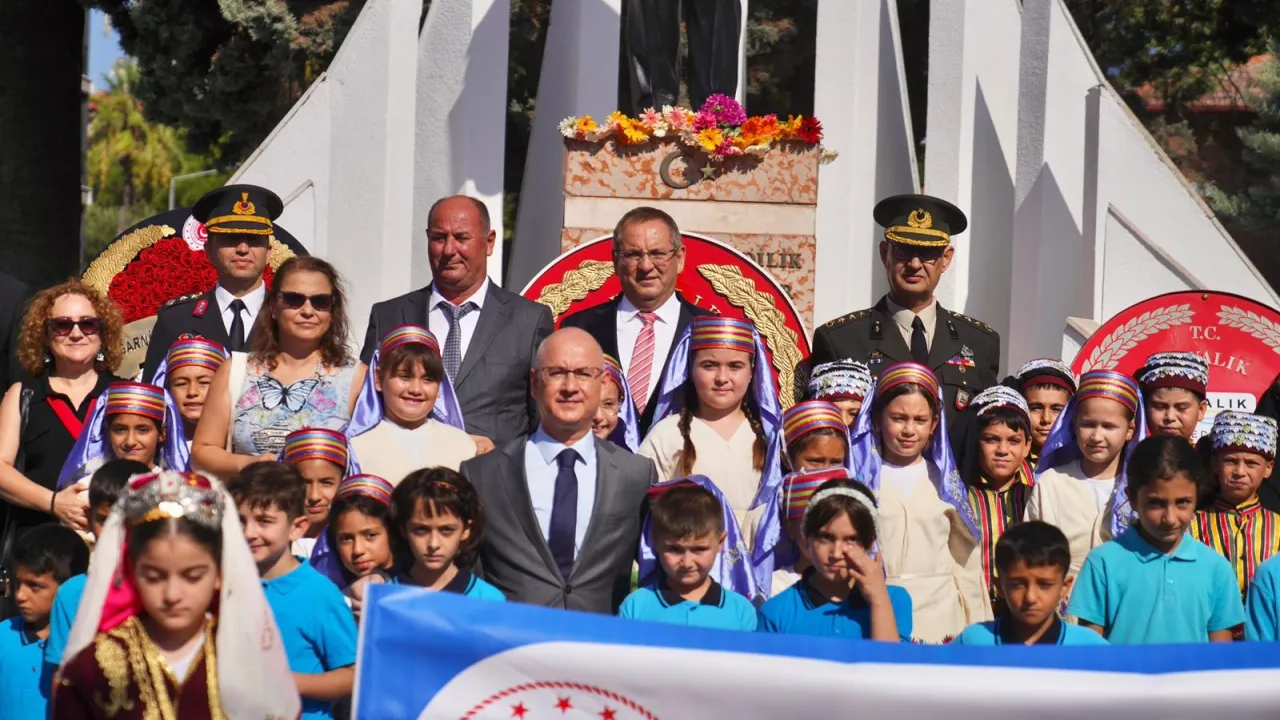 Balıkesir Ayvalık'ta kurtuluşun 103. yıl coşkusu