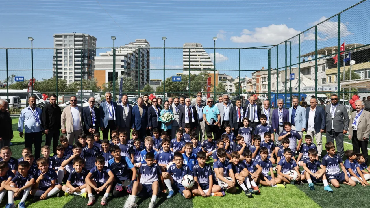 Bozbey gençleri kırmadı, spor yaşam alanı yaptı