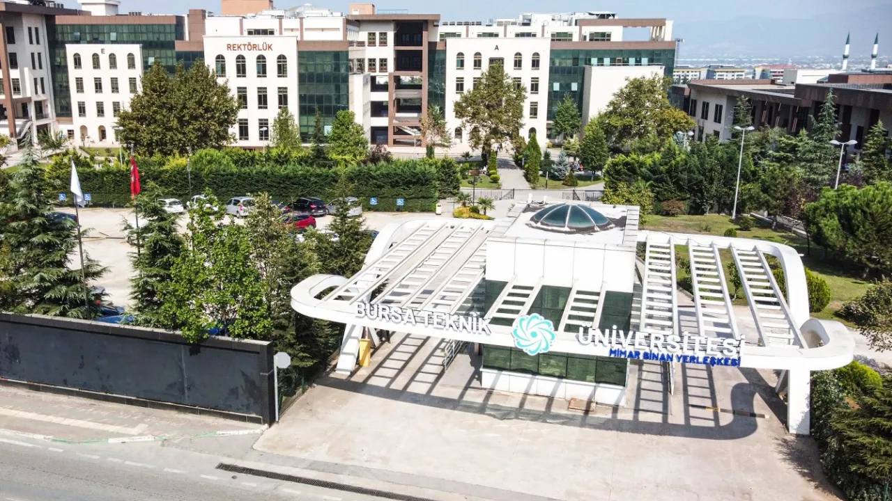 Bursa Teknik'te matematik eğitimi dijitalleşiyor