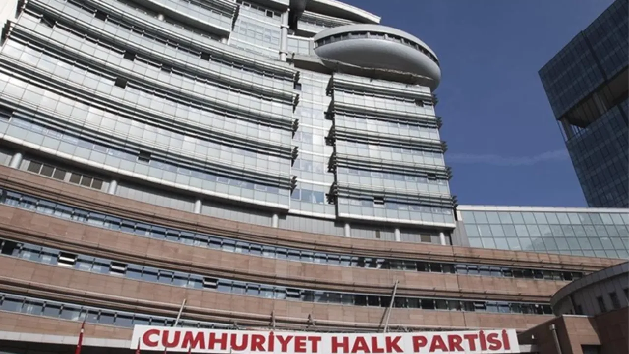 CHP Kurultay iptal davası 24 Ekim'e ertelendi!