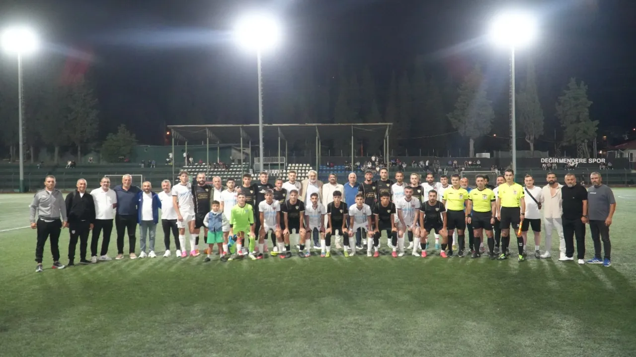 Gölcük’te Başkanlık Kupası Futbol Turnuvası başladı