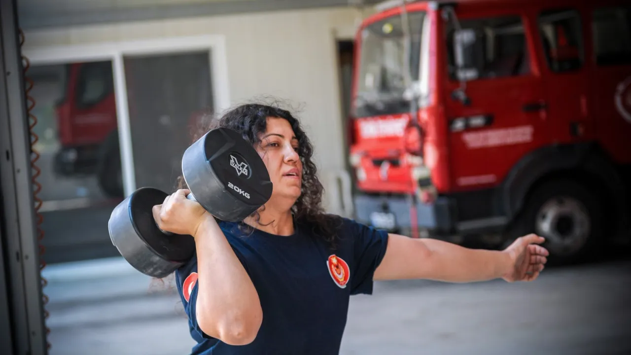 İtfaiye personeli Bahar şimdi Avrupa'da yarışacak