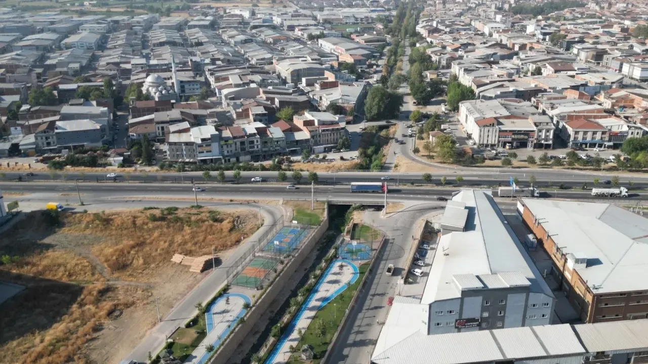 Kanal İnegöl-2 Mahmudiye'de hayat buluyor