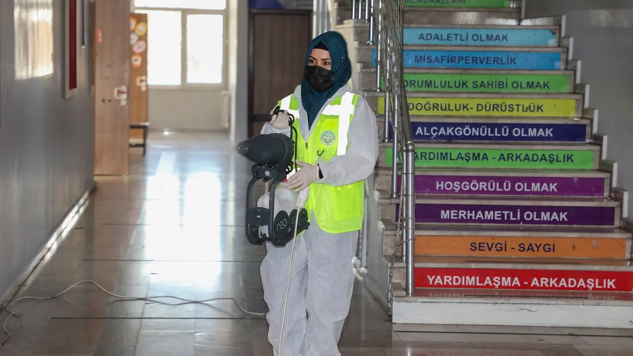 Kayseri Talas'ta eğitimde hijyen seferberliği