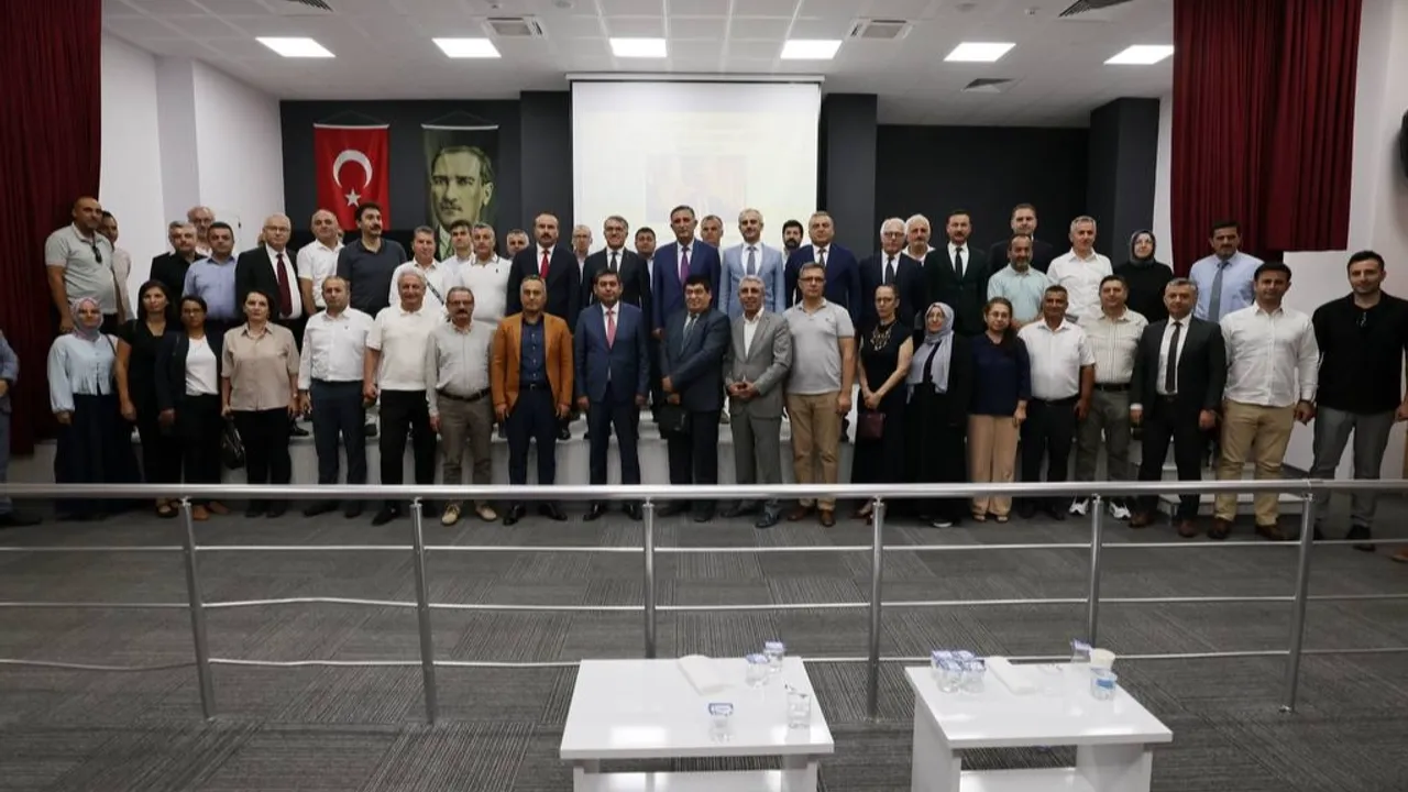Kocaeli Çayırova’da eğitimin paydaşları bir araya geldi