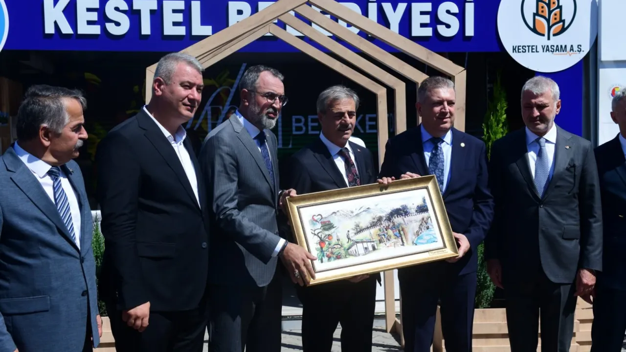 Sapanca’da yeşil ve mavi buluştu