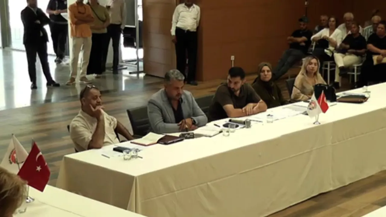 Şile Belediyesi Meclis Üyesi AK Partili Taylan’dan CHP’ye sert eleştiri