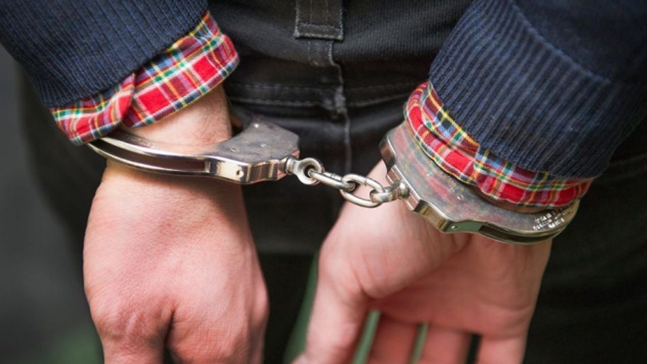 AFAD gönüllüsü IŞİD'den dolayı tutuklandı