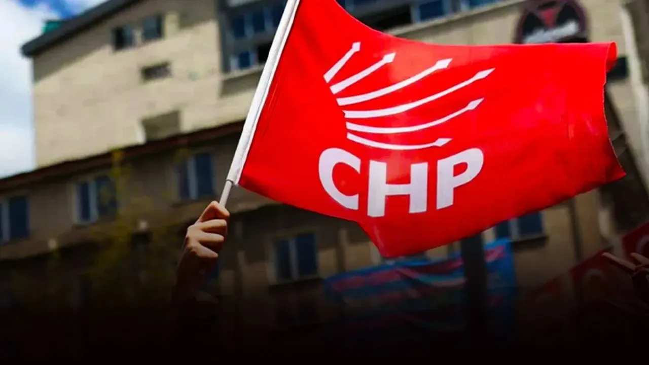 CHP Karşıyaka Kadın Kolları'nda istifa krizi