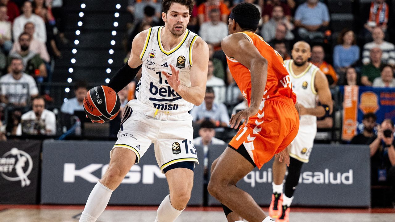 Fenerbahçe Beko, Valencia Basket'e yenildi