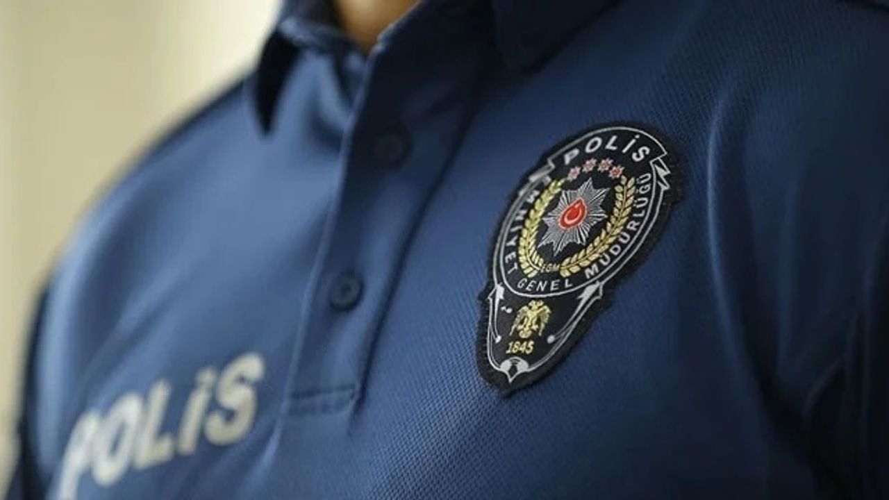 İzmir Konak'ta polise silahlı saldırı!