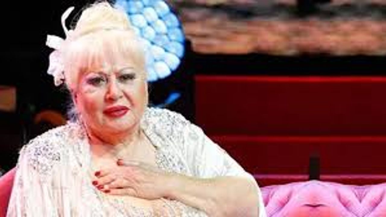 Muazzez Abacı kalp krizi geçirdi!