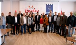 Başkan Günel muhtarlarla bir arada