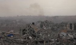 İsrail ateşkese rağmen Gazze'yi bombaladı!