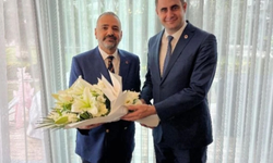 İzmir'de CHP'den ev hapsinde devir teslim!