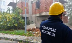 Lüleburgaz'da tehlike yaratan metruk binalar yıkılıyor