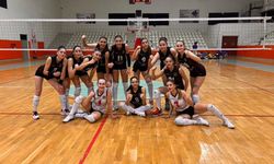 Turgutlu Belediyespor Kadın Voleybol Takımı 5'te 5 yaptı