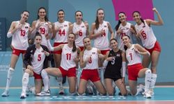 Kadın Milli Voleybol Takımı 4'te 4 yaparak finalde