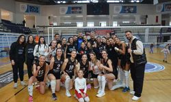 Turgutlu Belediyesi Kadın Voleybol Takımından net galibiyet