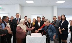 Başkan Aras'tan Yaşamevi'ni Mutlu Eden Ziyaret