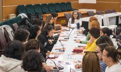 Bornova'da 'Kadınların İnsan Hakları' için güçlü adım