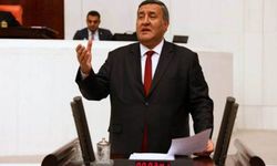 Hem yoksul hem borçlu