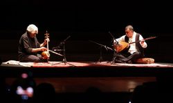 İki kültür iki usta bir sahnede