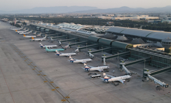 İzmir Adnan Menderes Havalimanı 11 ayda yolcu rekoru