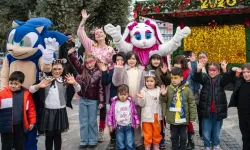 Kuşadası'nda yılbaşı şöleni başladı