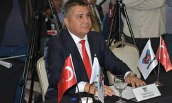 Partide devam kararı: Teoman Mutlu yeniden başkan