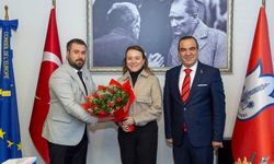 Zafer Partisi'nden Başkan Çınarlı Mutlu'ya nezaket ziyareti