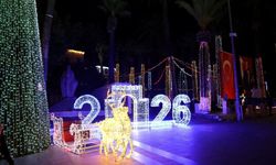 Meydanın ışıltısı fotoğraf karelerinde ölümsüzleşti