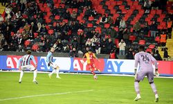 Süper Kupa'da ilk finalist Galatasaray oldu